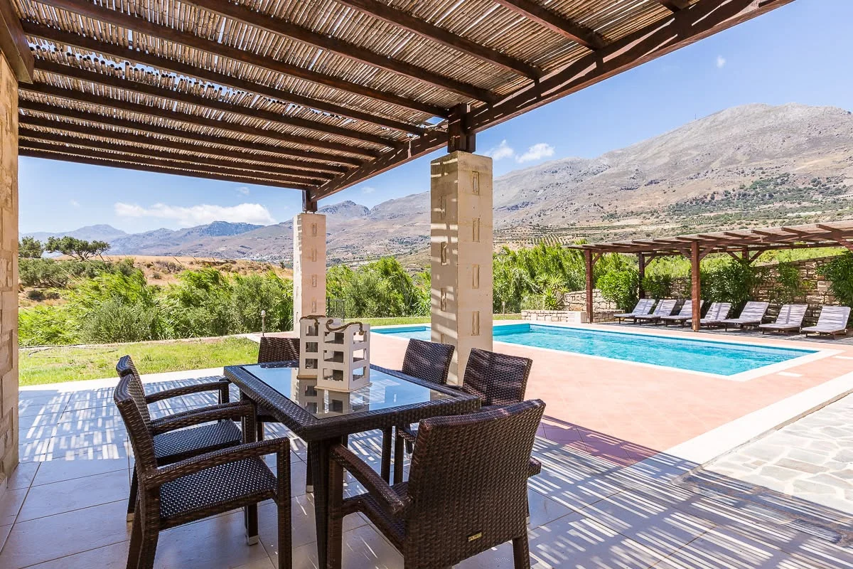 Shaded outdoor dining