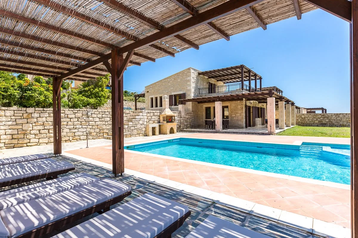 Pergola with sun loungers